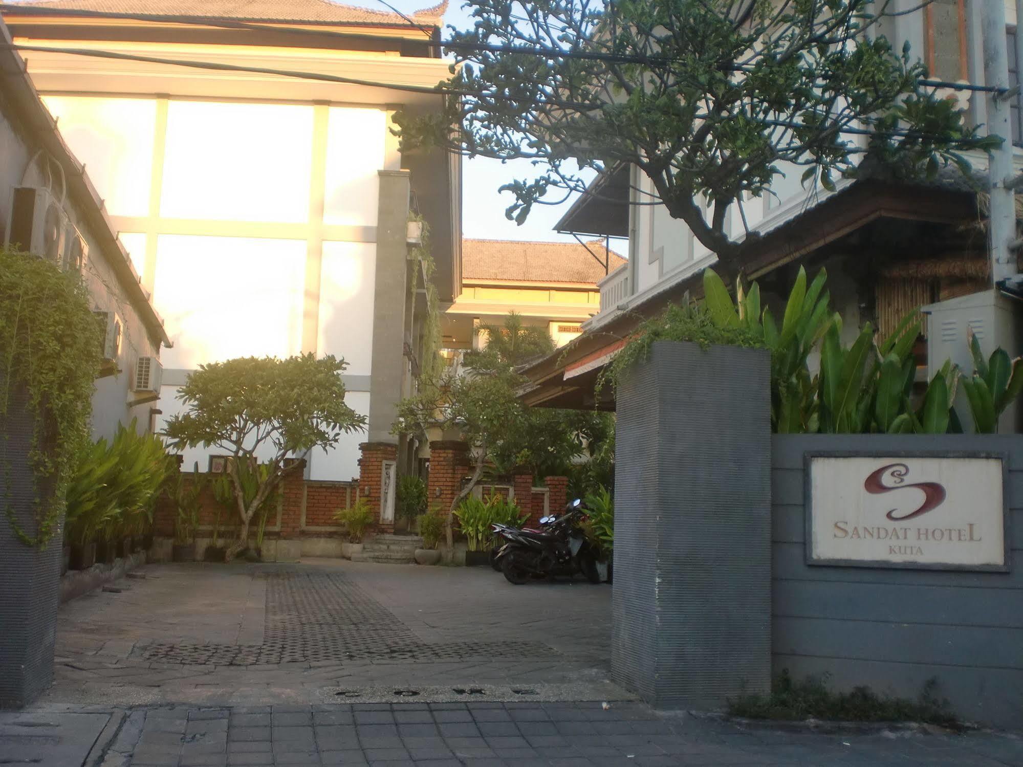 Sandat Hotel Kuta Kuta Lombok Dış mekan fotoğraf